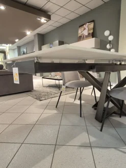 Tavolo in offerta outlet modello Priamo di Target point