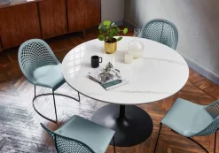 Tavolo in offerta outlet modello Infinity di Midj