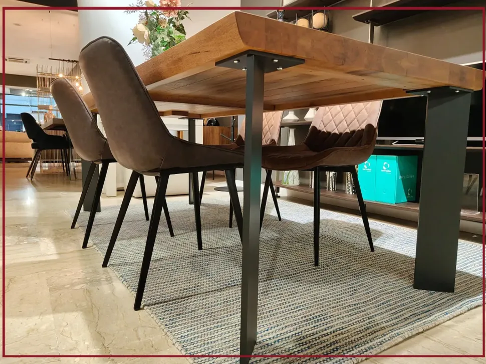 Tavolo in offerta outlet modello Master line new di Devina nais