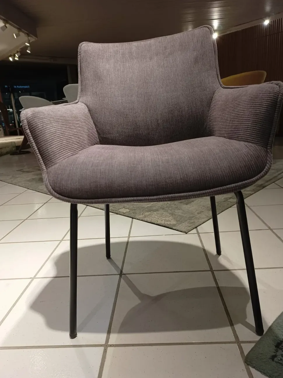 Tavolo in offerta outlet modello Tavolo star di Devina nais