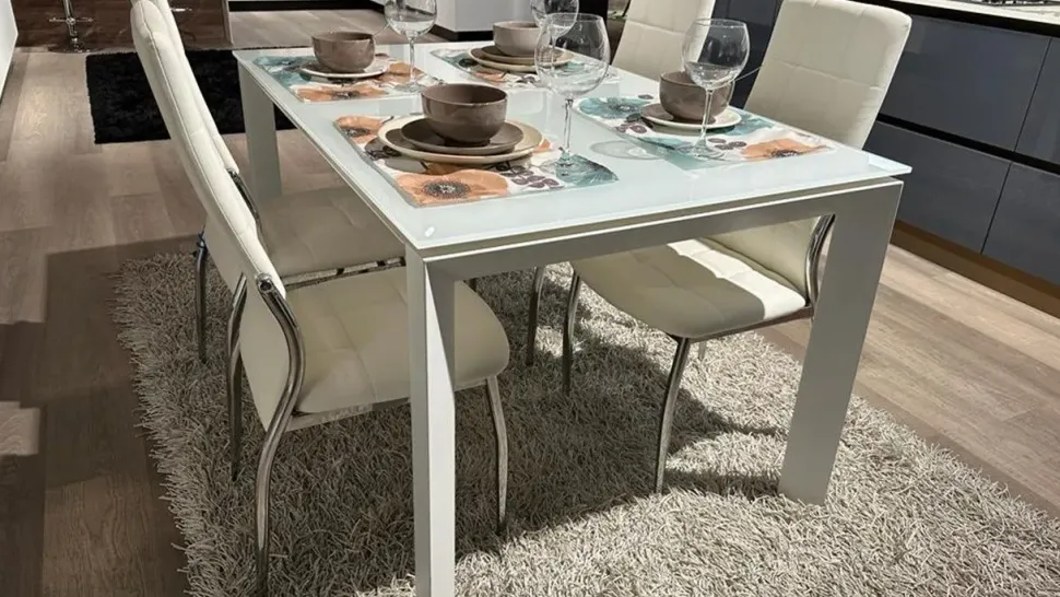Tavolo in vetro rettangolare Diamante La casa moderna in offerta outlet
