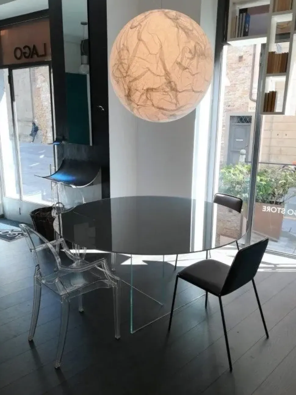 Tavolo in vetro rotondo Air tondo vetro Lago a prezzo ribassato