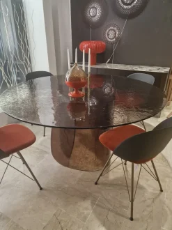 Tavolo in vetro rotondo Blur Nature design a prezzo ribassato