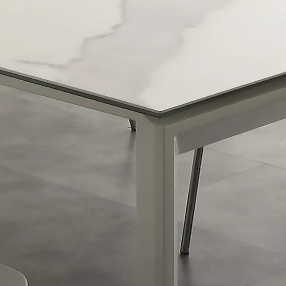 Tavolo Laseggiola modello Ceramique