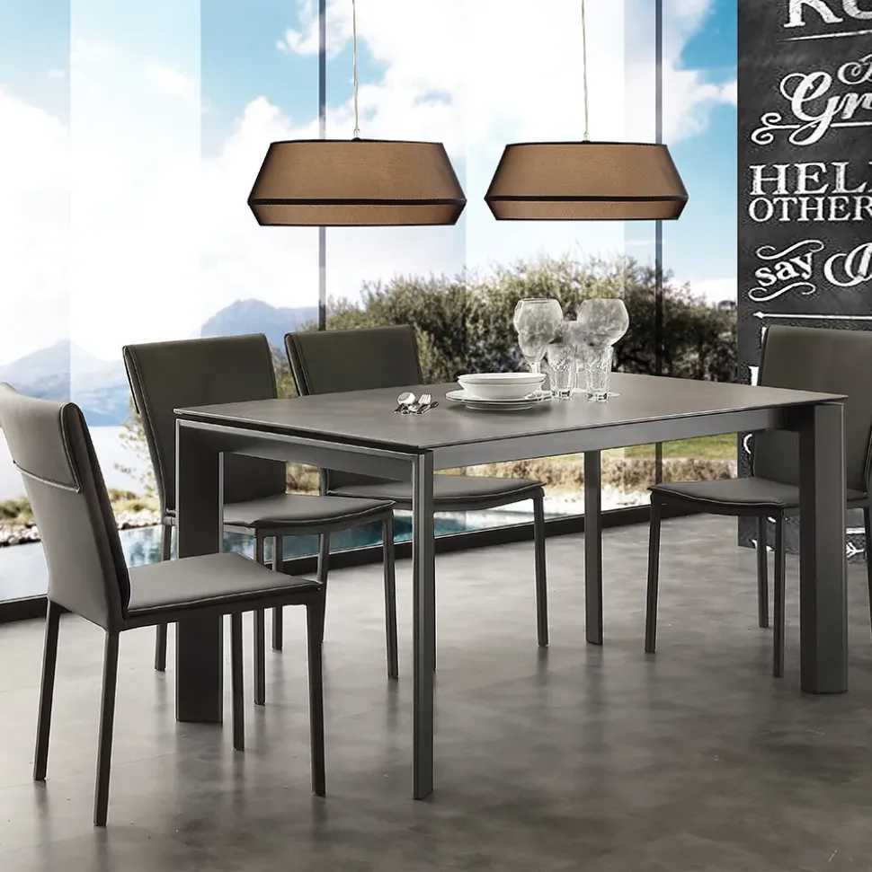 Tavolo Laseggiola modello Ceramique