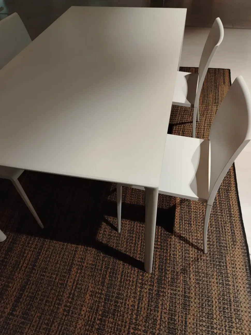 Tavolo Maki Kristalia in altri materiali Allungabile scontato 30%