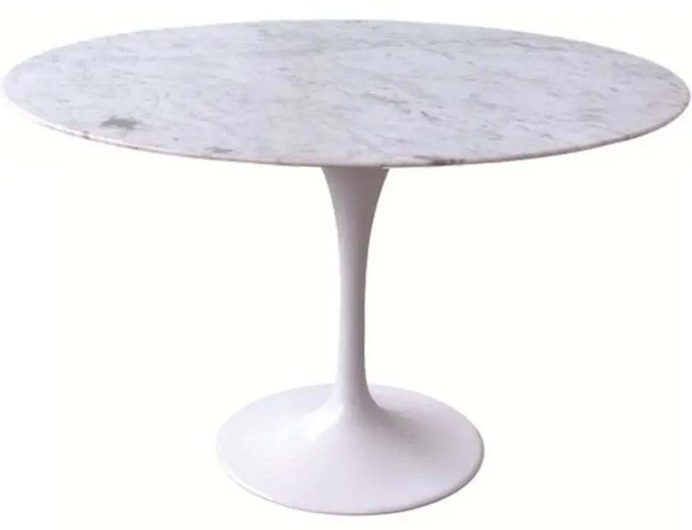 Tavolo ovale in laccato Tulip saarinen - art.e/53/o - allungabile - ovale e rotondo di Esprit nouveau in Offerta Outlet