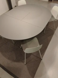 Tavolo Pala rotondo allungabile Kristalia a prezzo scontato