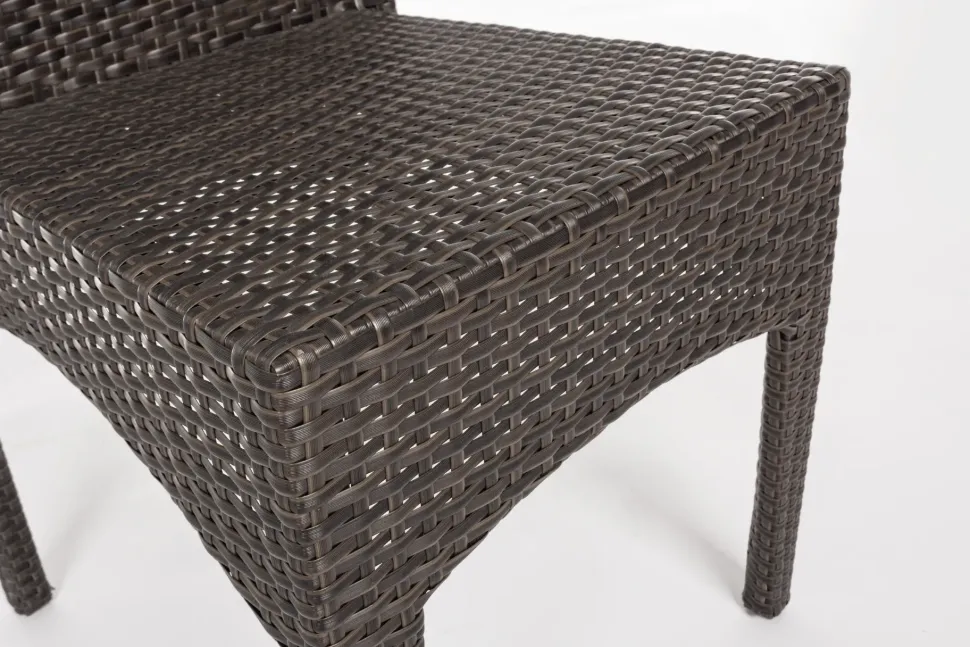 Tavolo per l'esterno Delta 80 cm con 4 poltroncine antalys a marchio Emu a prezzo ribassato