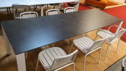Tavolo per l'esterno modello Dorian Connubia a prezzi convenienti