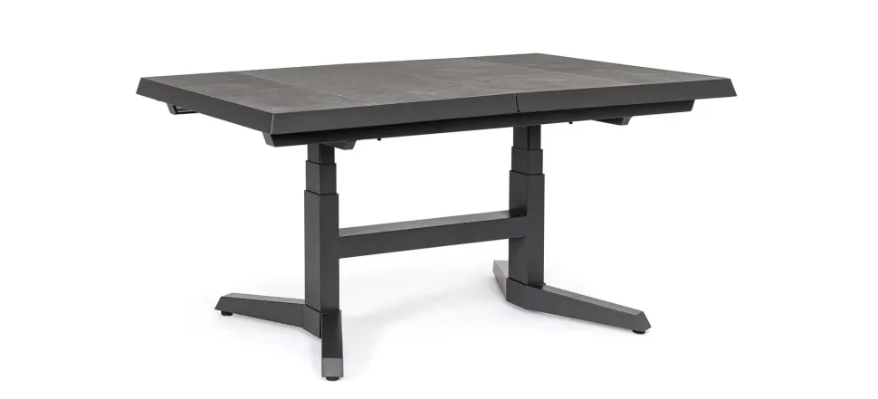 Tavolo per l'esterno modello Robert Bizzotto con forte sconto