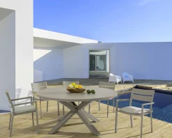 Tavolo per l'esterno Tavolo skipper tortora con 6 poltroncine shark tortora Bizzotto a prezzo scontato