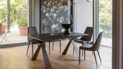 Tavolo quadrato in laminato Delta Altacom in Offerta Outlet