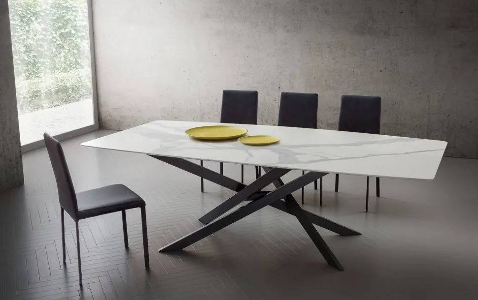 Tavolo RENZO fisso La primavera a prezzo scontato 29%