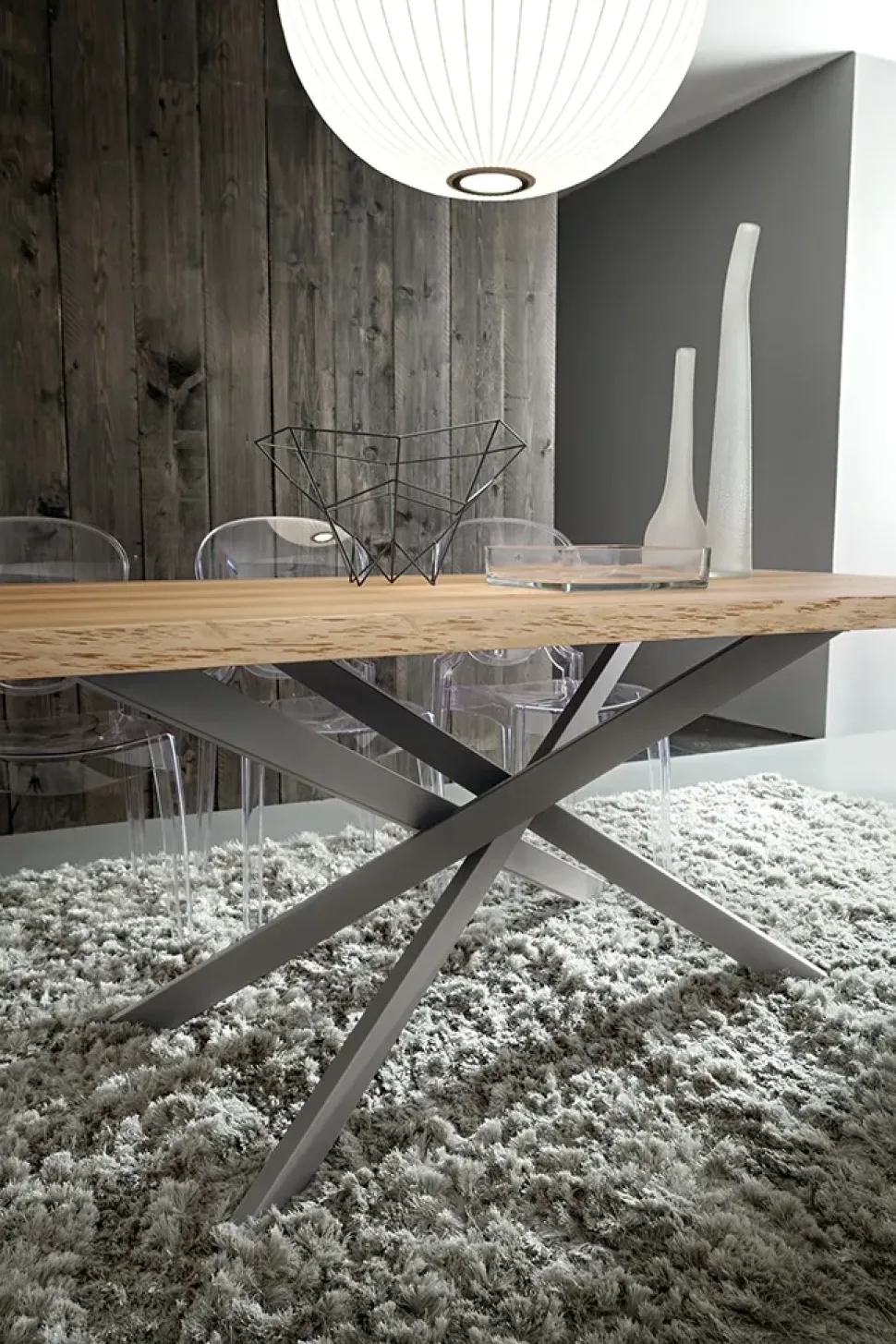 Tavolo Renzo scortecciato La primavera a prezzo scontato