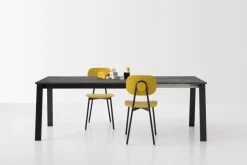 Tavolo rettangolare a quattro gambe Delta 120 Point house scontato