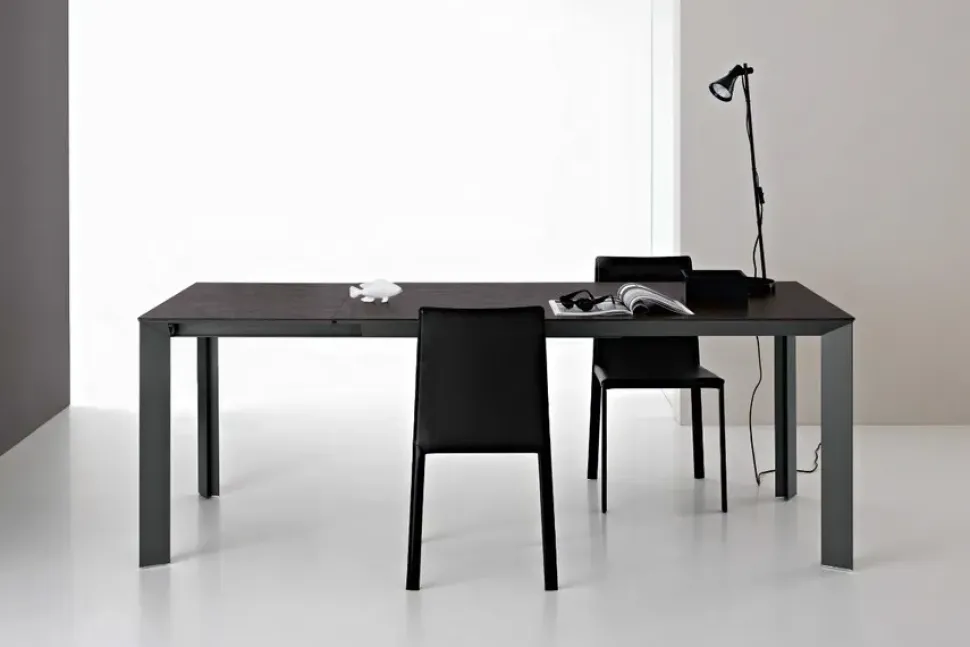 Tavolo rettangolare a quattro gambe Diamante Point house scontato