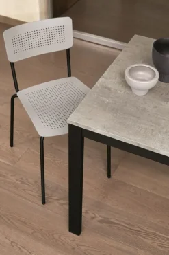 Tavolo rettangolare a quattro gambe Eos Ingenia scontato