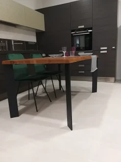 Tavolo rettangolare allungabile Lama Alta corte