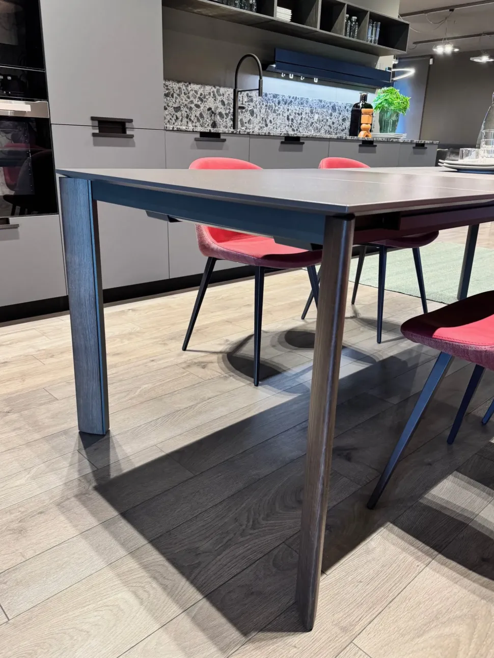 Tavolo rettangolare Blade Midj scontato del 40%