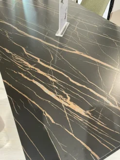 Tavolo rettangolare in ceramica Tavolo cross di Stones in Offerta Outlet