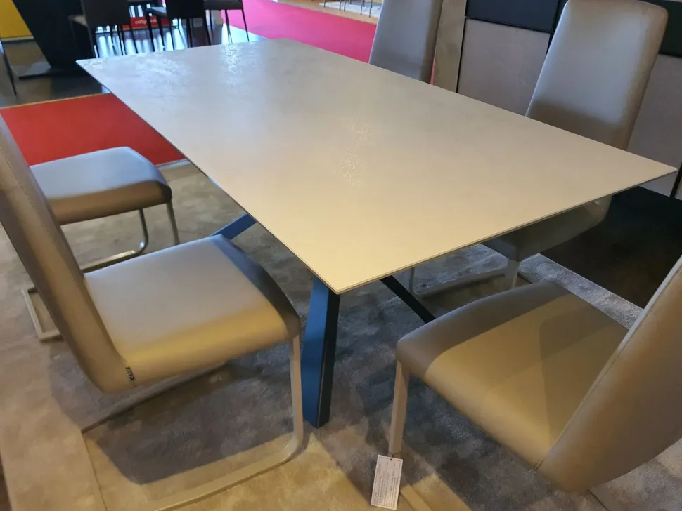 Tavolo rettangolare in ceramica Diago di Ozzio in Offerta Outlet