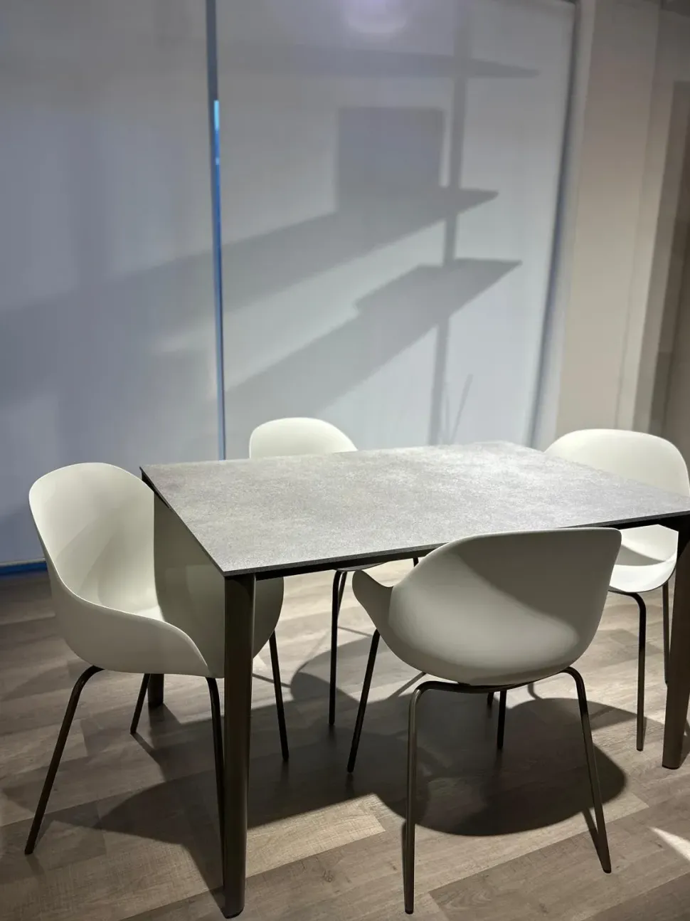 Tavolo rettangolare in laminato Artic di Connubia in Offerta Outlet