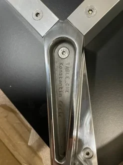 Tavolo rettangolare in legno e resina Tavolo table_one gambe lucide 100x159 magis di Magis in Offerta Outlet