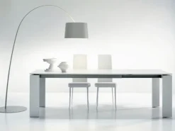 Tavolo rettangolare in vetro Tavolo layer allungabile nero piano in cristallo nero bonaldo di Bonaldo in Offerta Outlet