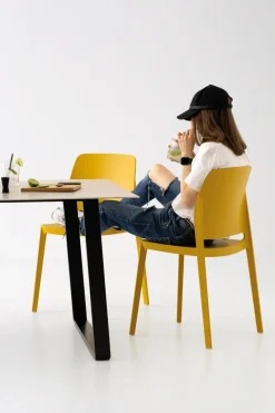 Tavolo rettangolare Otto Pointhouse scontato del 20%