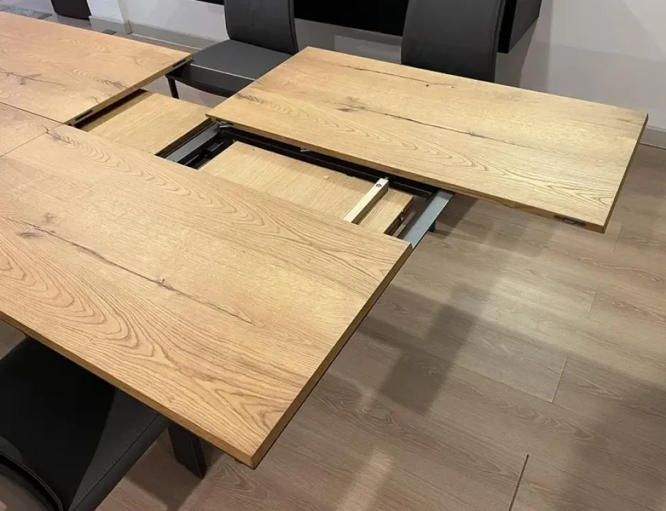 Tavolo rettangolare 4x4 Ozzio scontato del 30%