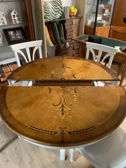 Tavolo rotondo in legno artigianale Giglio, prezzo scontato.