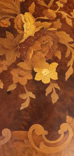 Tavolo rotondo in legno Olandese rotondo di Artigianale in Offerta Outlet