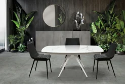 Tavolo sagomato in ceramica Tavolo allungabile di Collezione esclusiva in Offerta Outlet