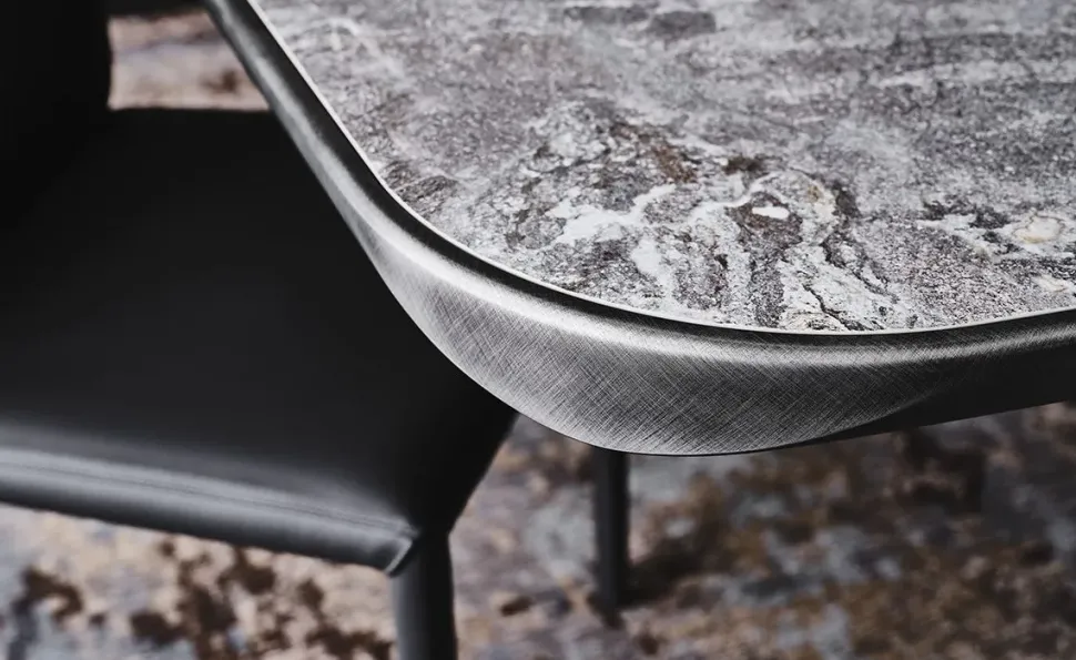 Tavolo Stratos keramik Cattelan italia in ceramica Fisso scontato 30%