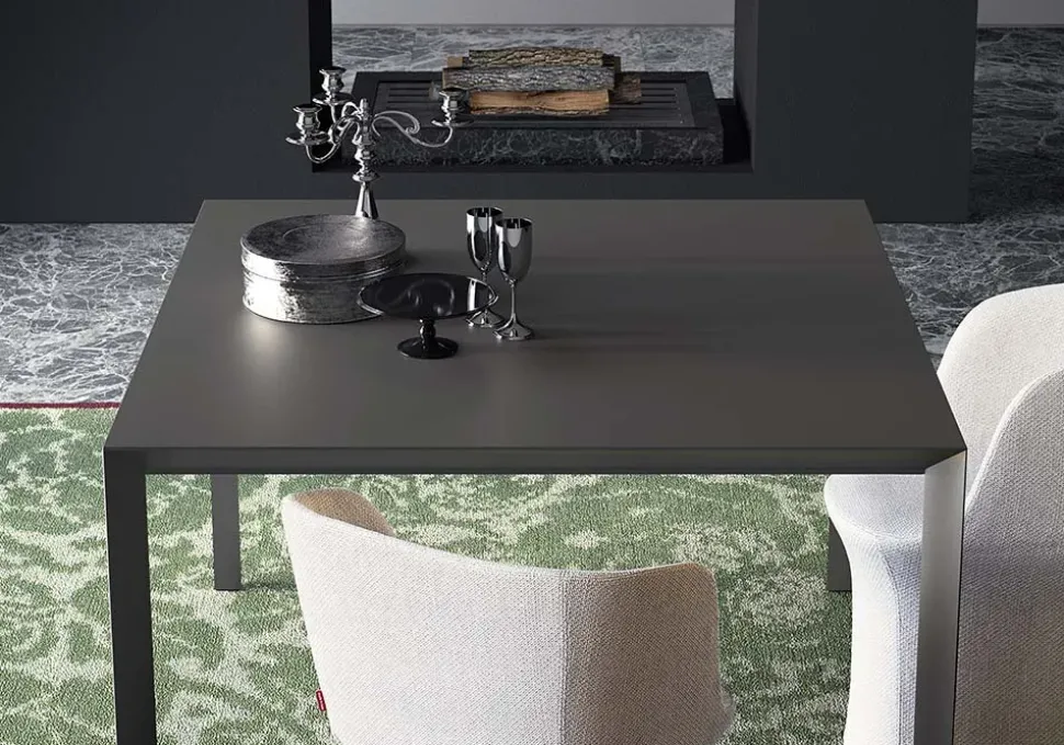 Tavolo su misura allungabile finitura al campione RAL