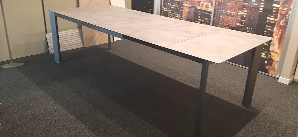 Tavolo Tavolo alfa Collezione esclusiva a prezzo ribassato