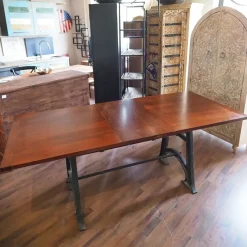 Tavolo Tavolo  industrial allungabile  di Outlet etnico scontato del 50%