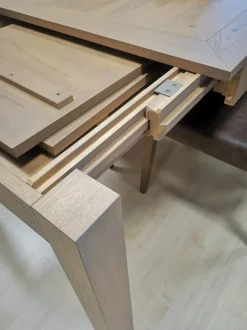 Tavolo Torto di Artigianale scontato del 54%