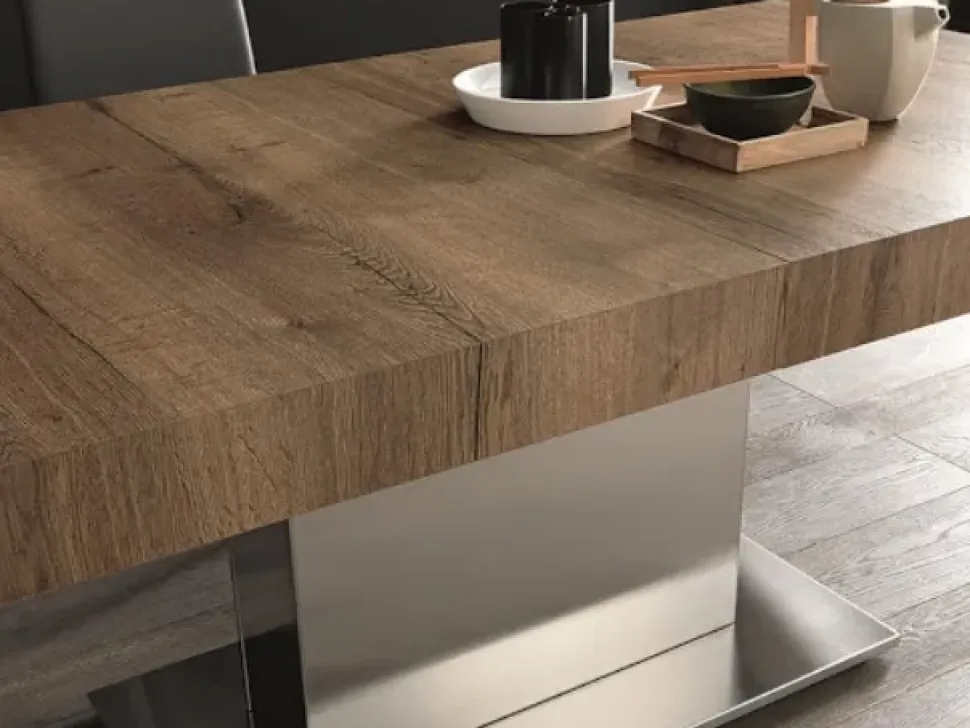 Tavolo Tower maxi Collezione esclusiva a prezzo ribassato