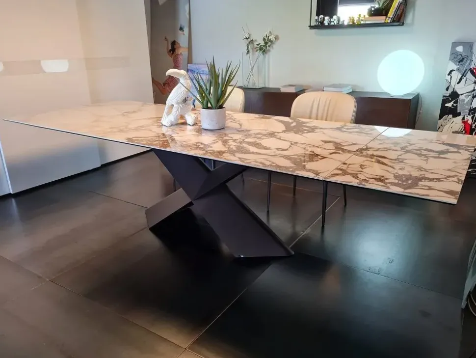 Tavolo Tyron keramik drive di Cattelan italia: contatta il venditore per scoprire il prezzo