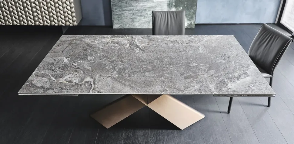 Tavolo Tyron Keramik Drive di Cattelan Italia in offerta outlet.