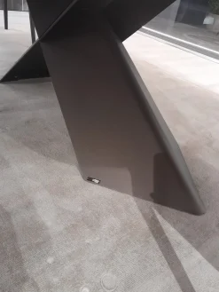 Tavolo Tyron wood di Cattelan italia scontato del 38%