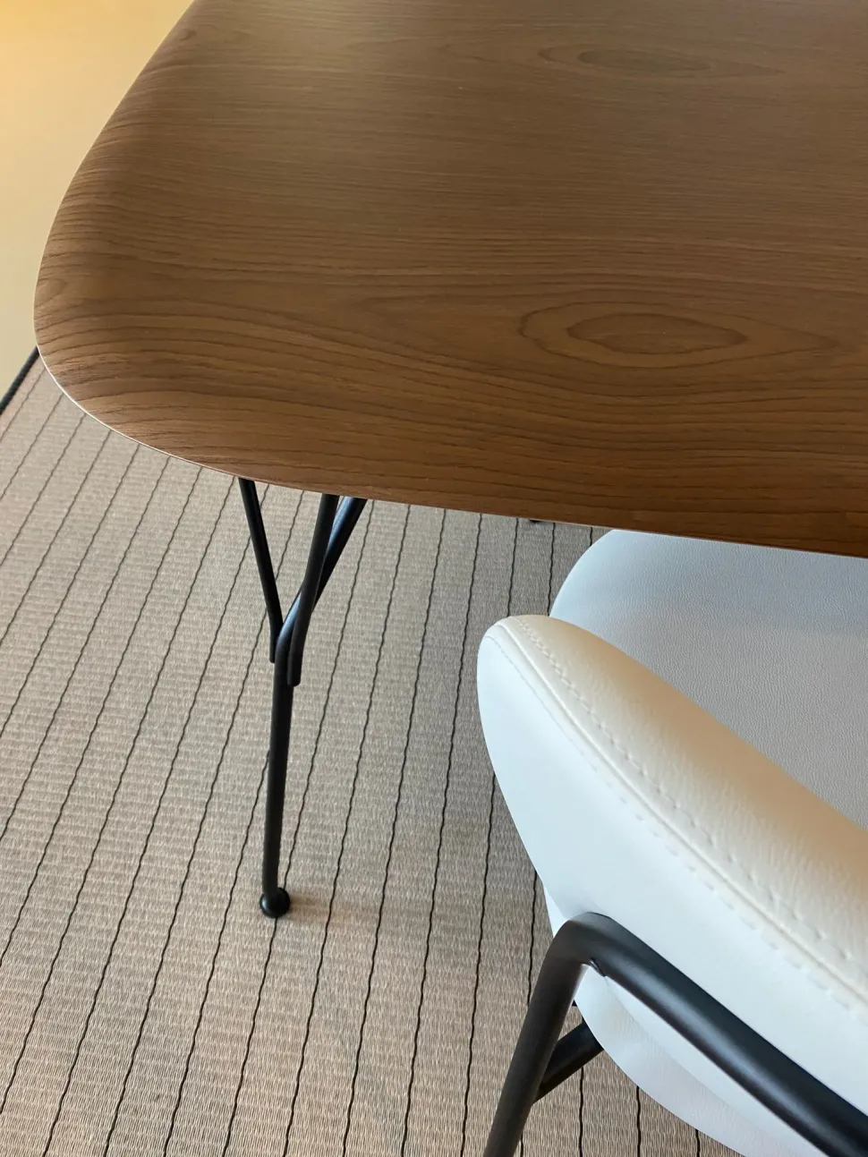 Tavolo Viscount of wood + sedie cozy connubia Kartell in legno Fisso