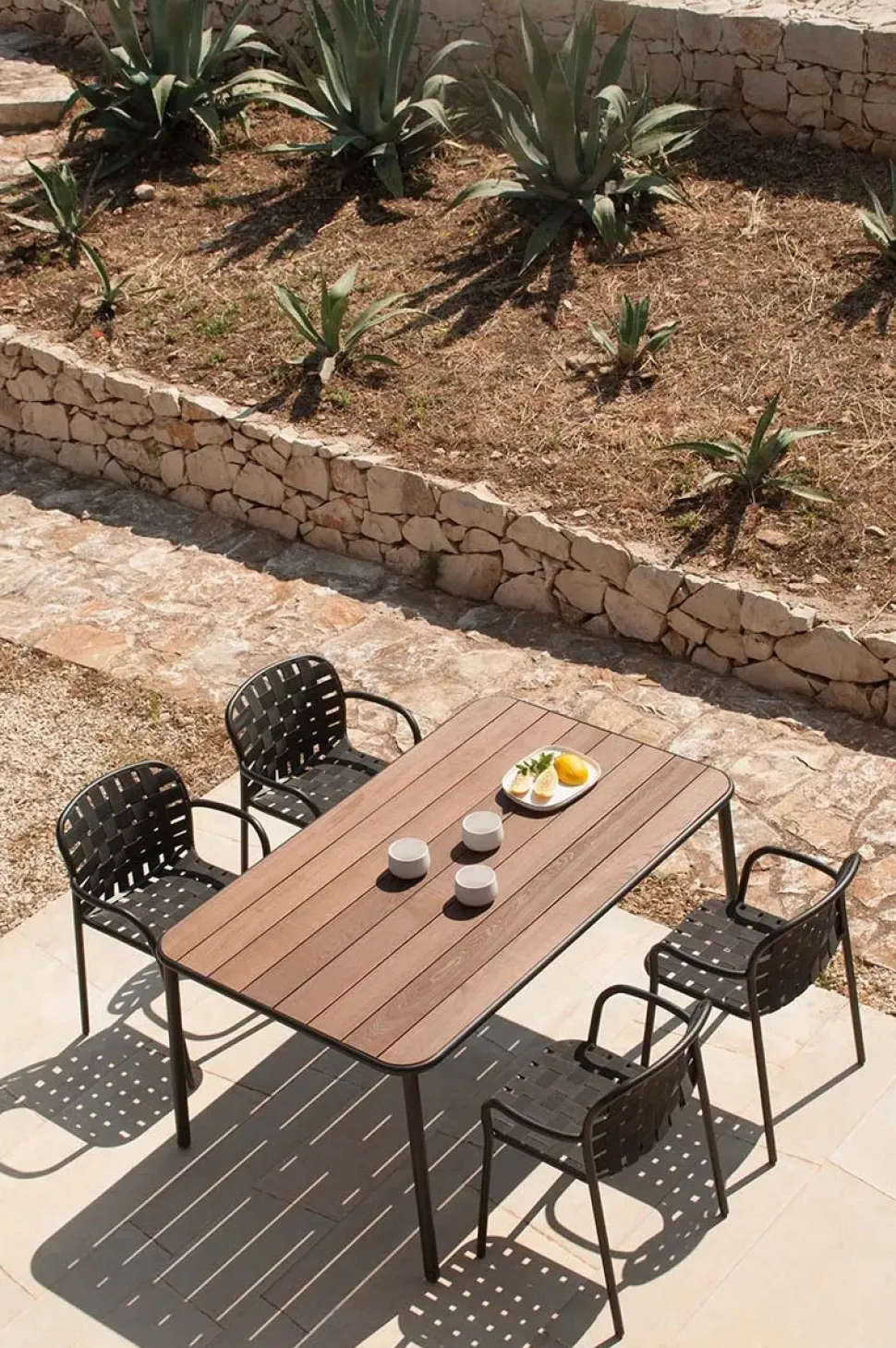 Tavolo Yard Emu in metallo Rettangolare allungabile