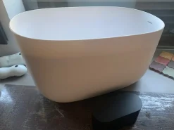 Vasca da bagno modello Dip vasca freestanding Rexa in Corian SCONTATA