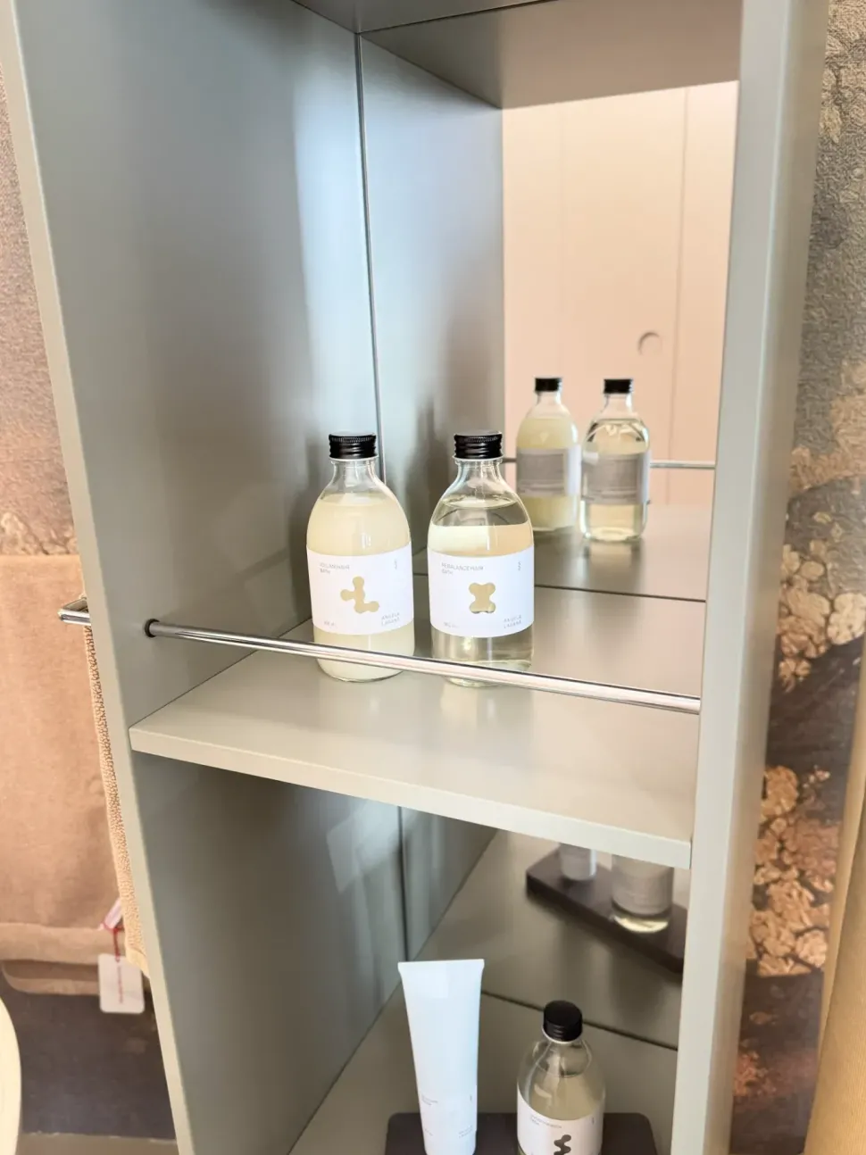 Vasca da bagno modello Mini ray Edone in Corian SCONTATA