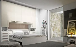 Vendiamo camere a ponte 21 di San Martino a prezzo scontato. Mobili in laminato.