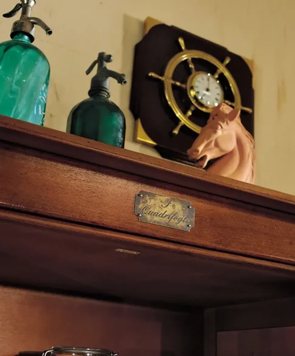 Vetrinetta Modello quadrifogli Artigianale in legno a prezzo scontato